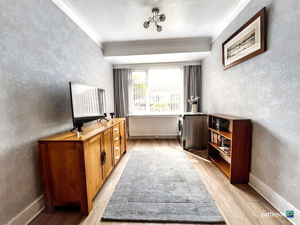 Property image 7 of 15