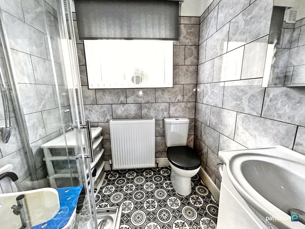 Property image 2 of 15