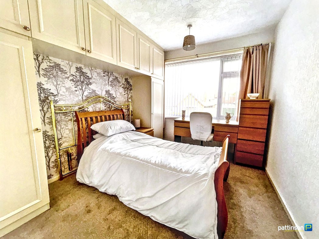 Property image 12 of 15