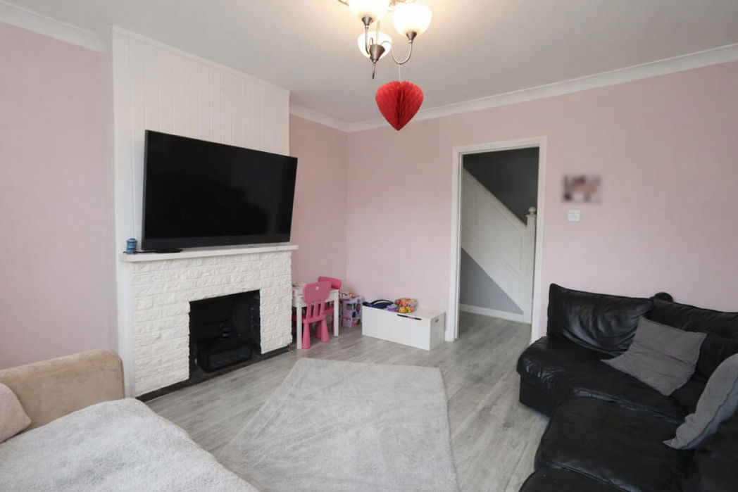 Property image 2 of 15