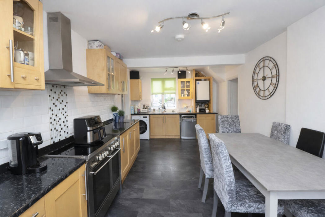 Property image 3 of 15