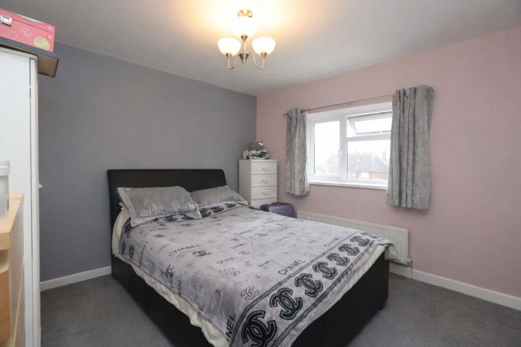 Property image 4 of 15