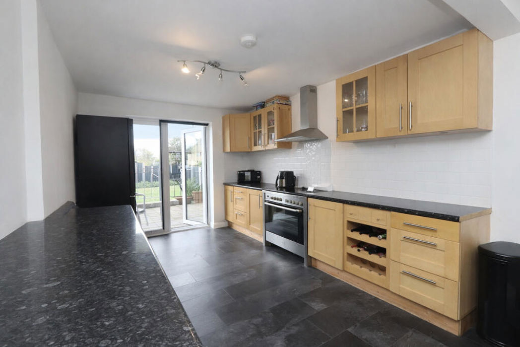 Property image 7 of 15