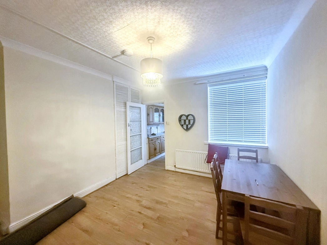 Property image 5 of 7