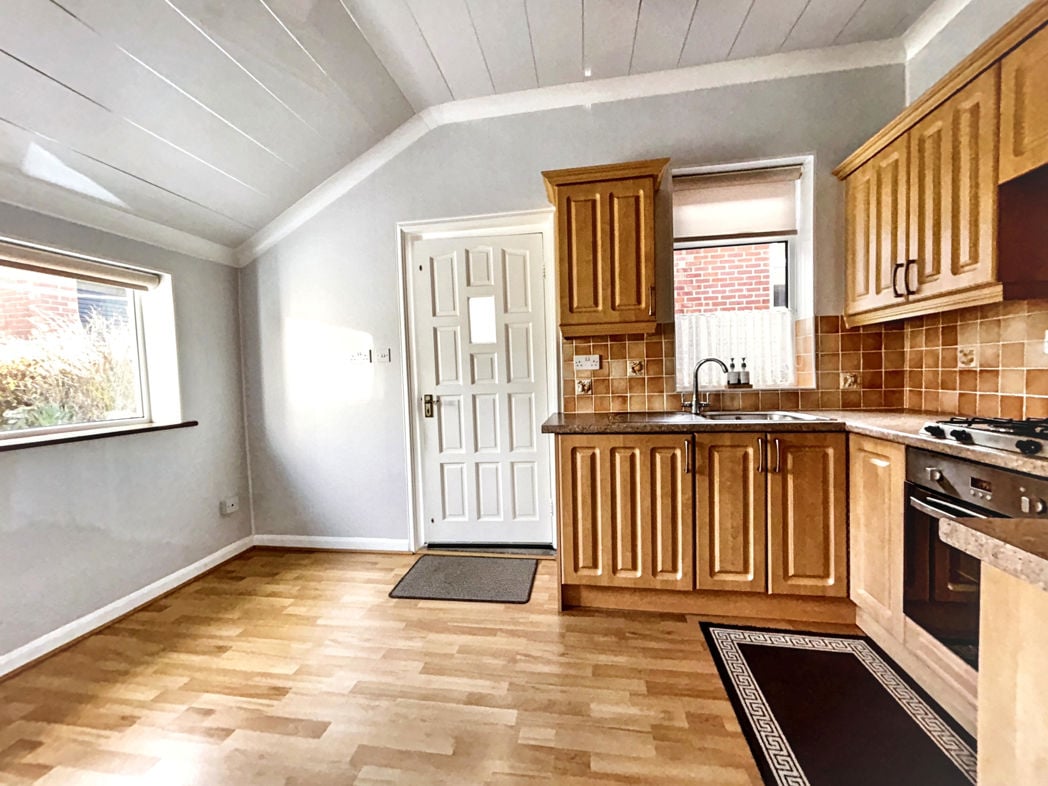 Property image 10 of 19