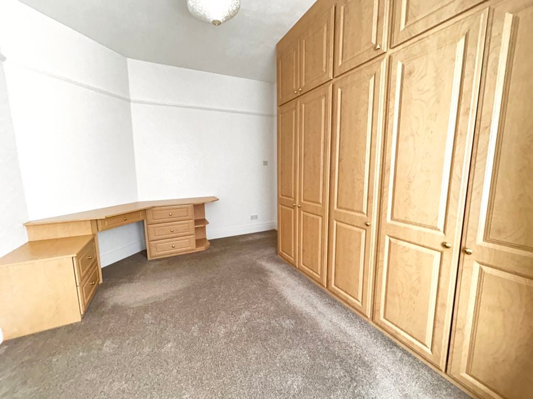 Property image 13 of 19