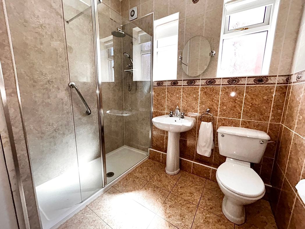 Property image 15 of 19