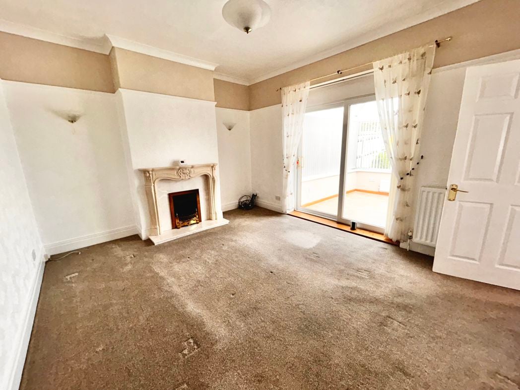 Property image 6 of 19
