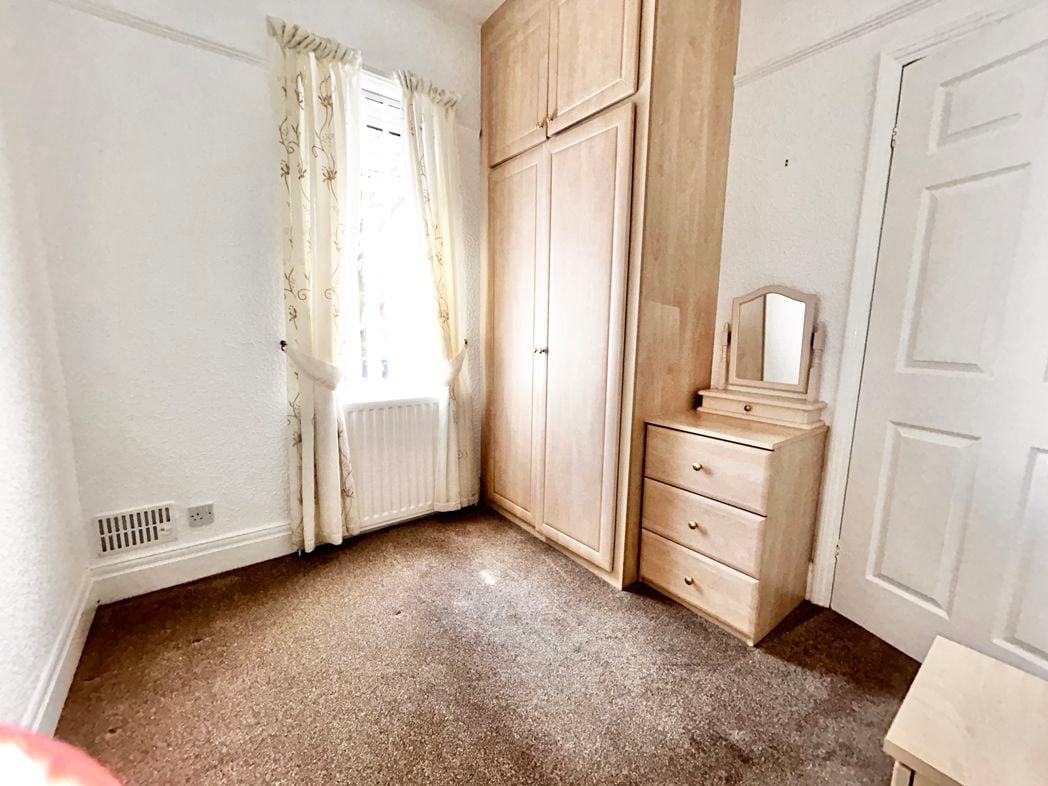 Property image 16 of 19