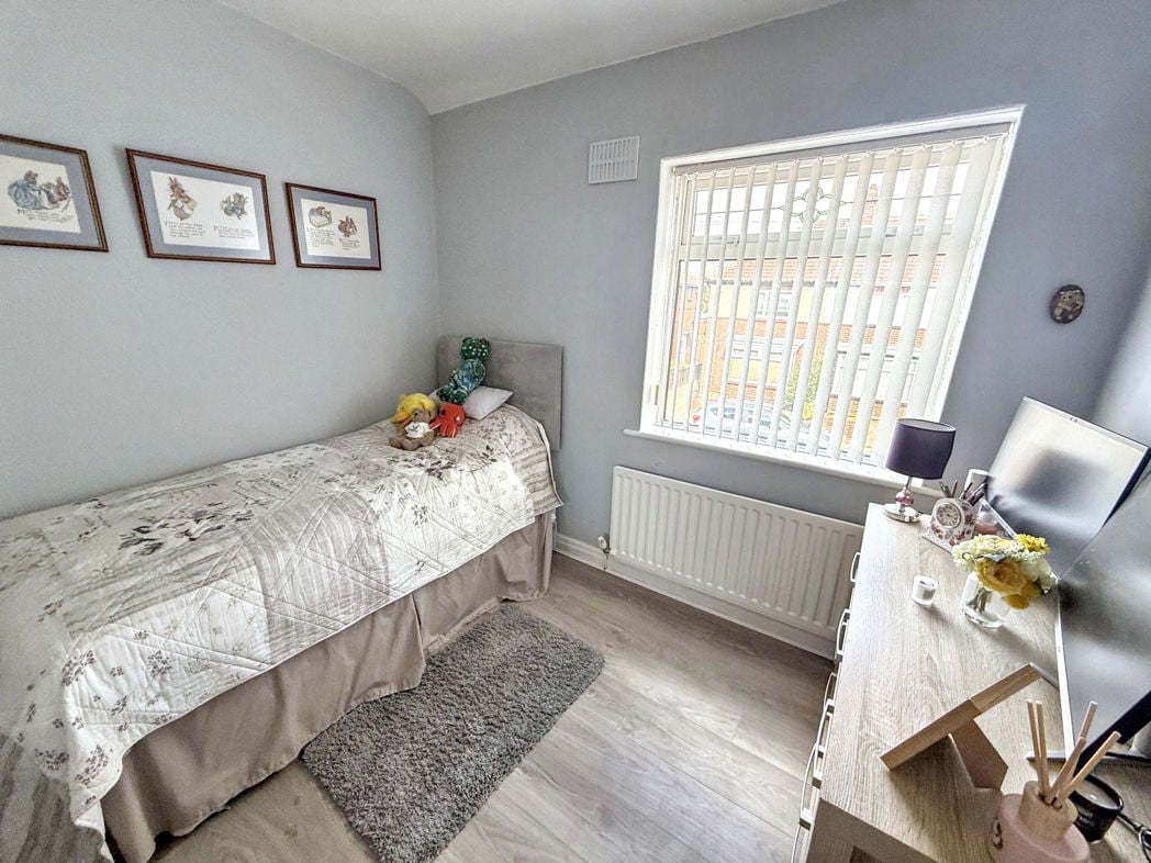 Property image 12 of 14