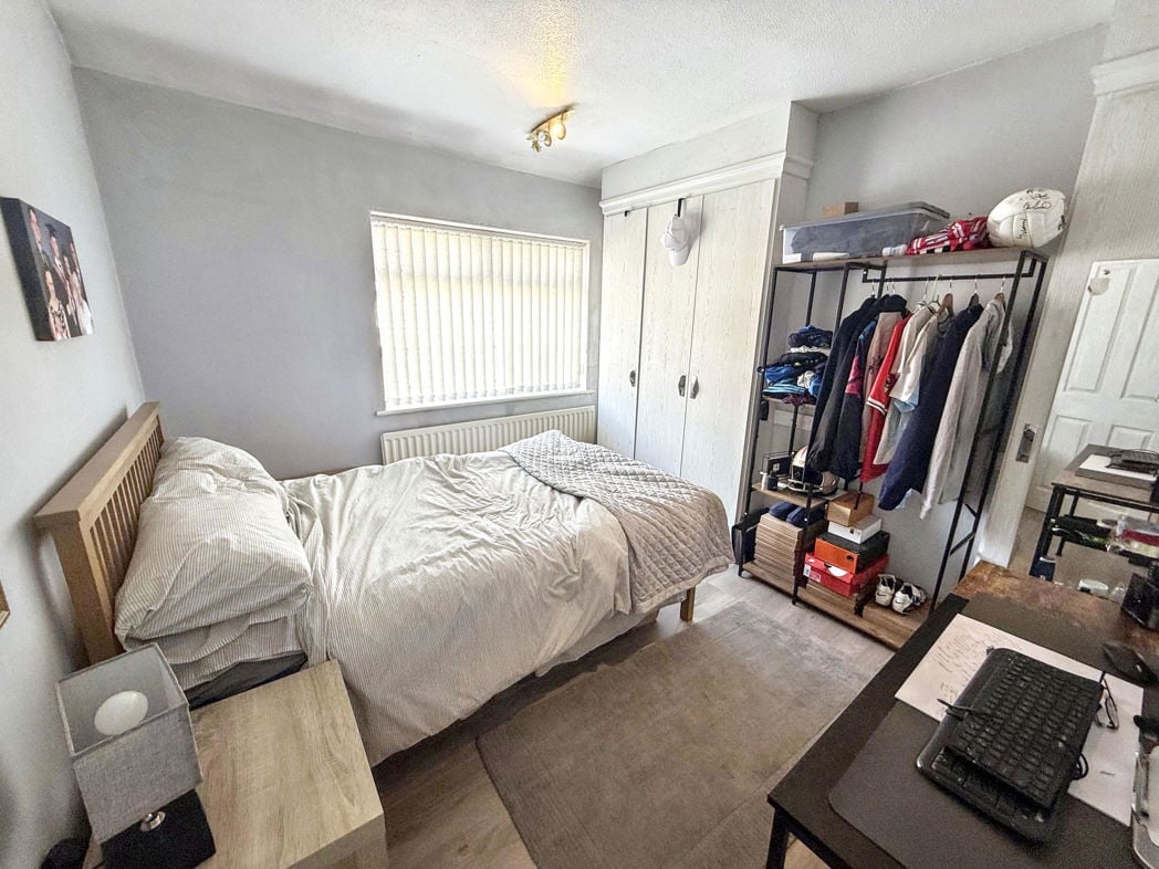 Property image 11 of 14