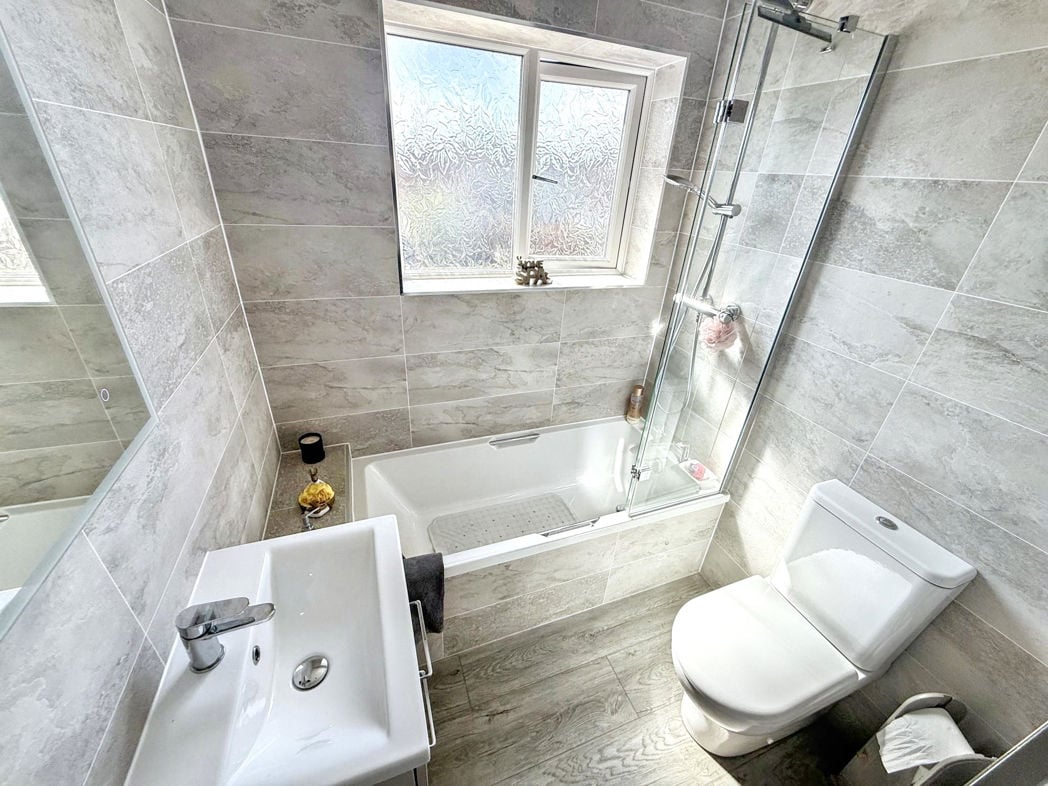 Property image 13 of 14