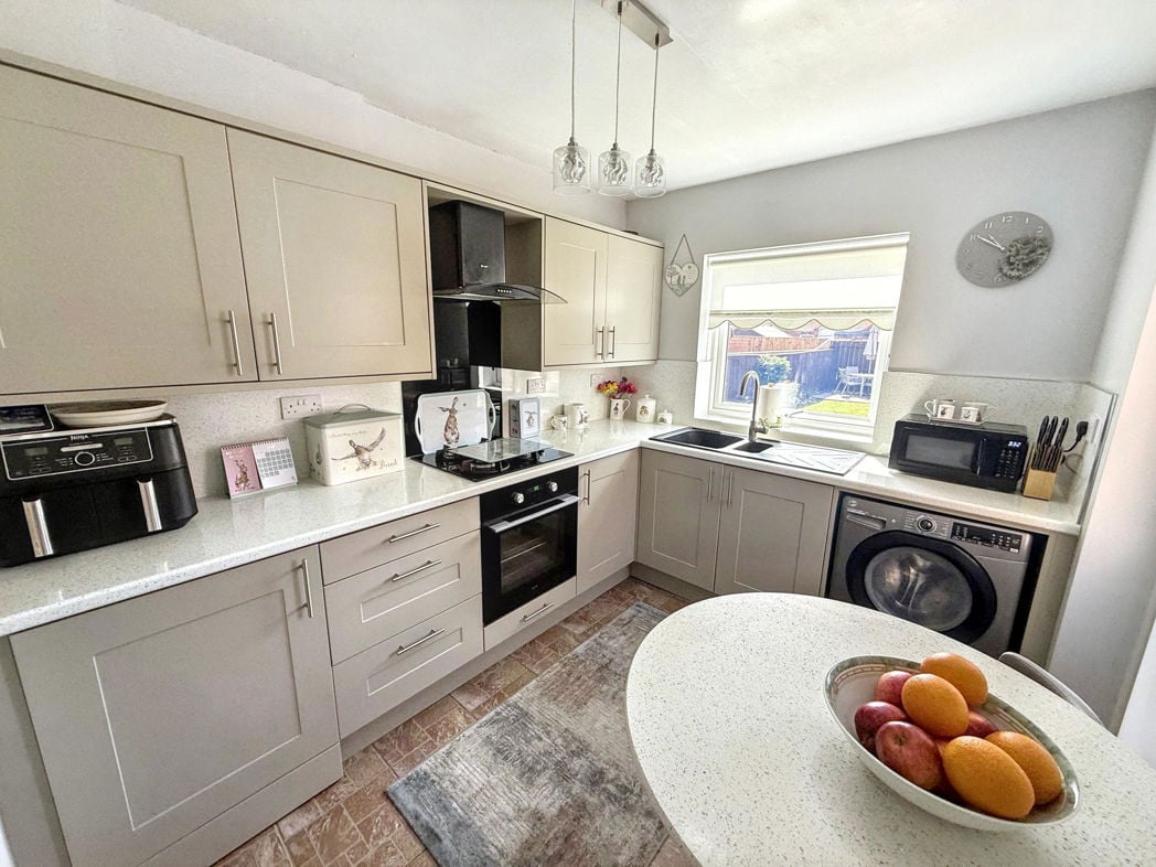 Property image 6 of 14