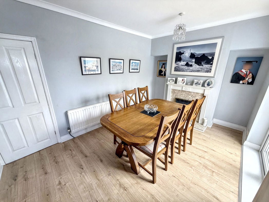 Property image 5 of 14