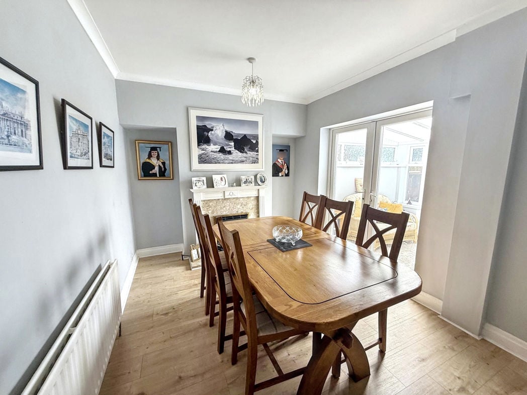 Property image 4 of 14
