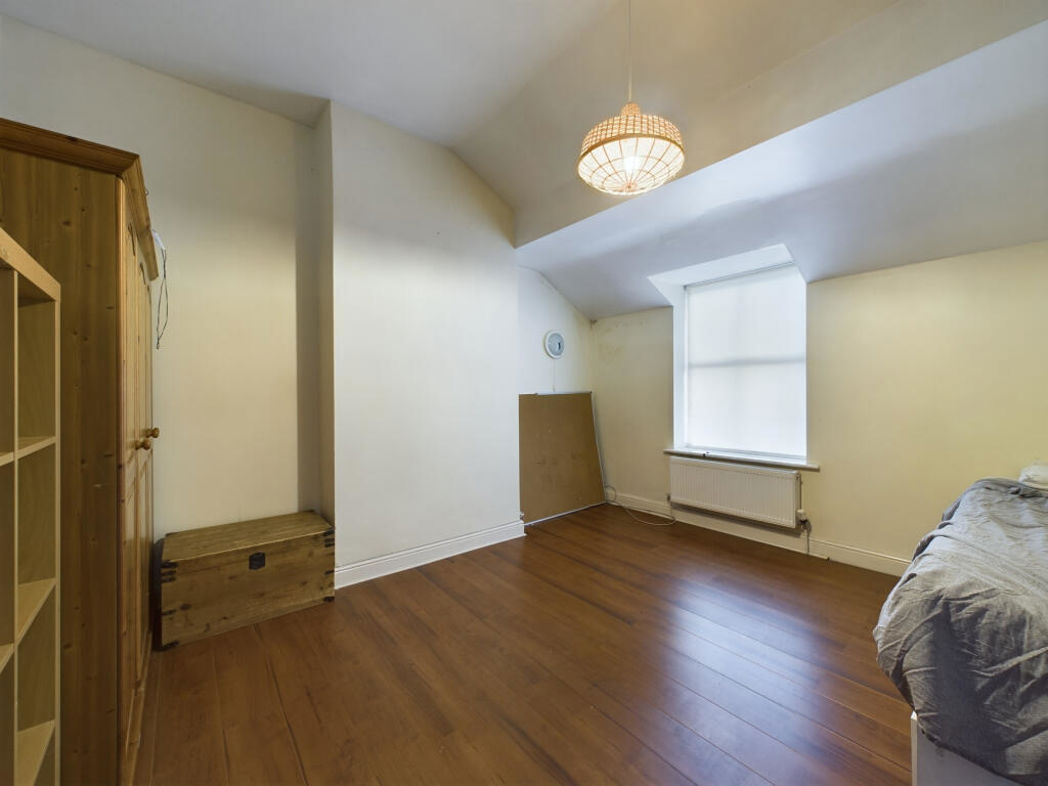 Property image 12 of 26