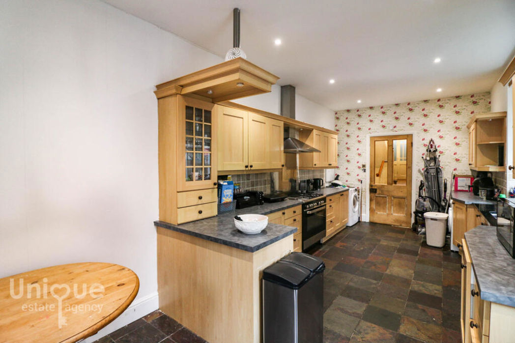 Property image 5 of 26