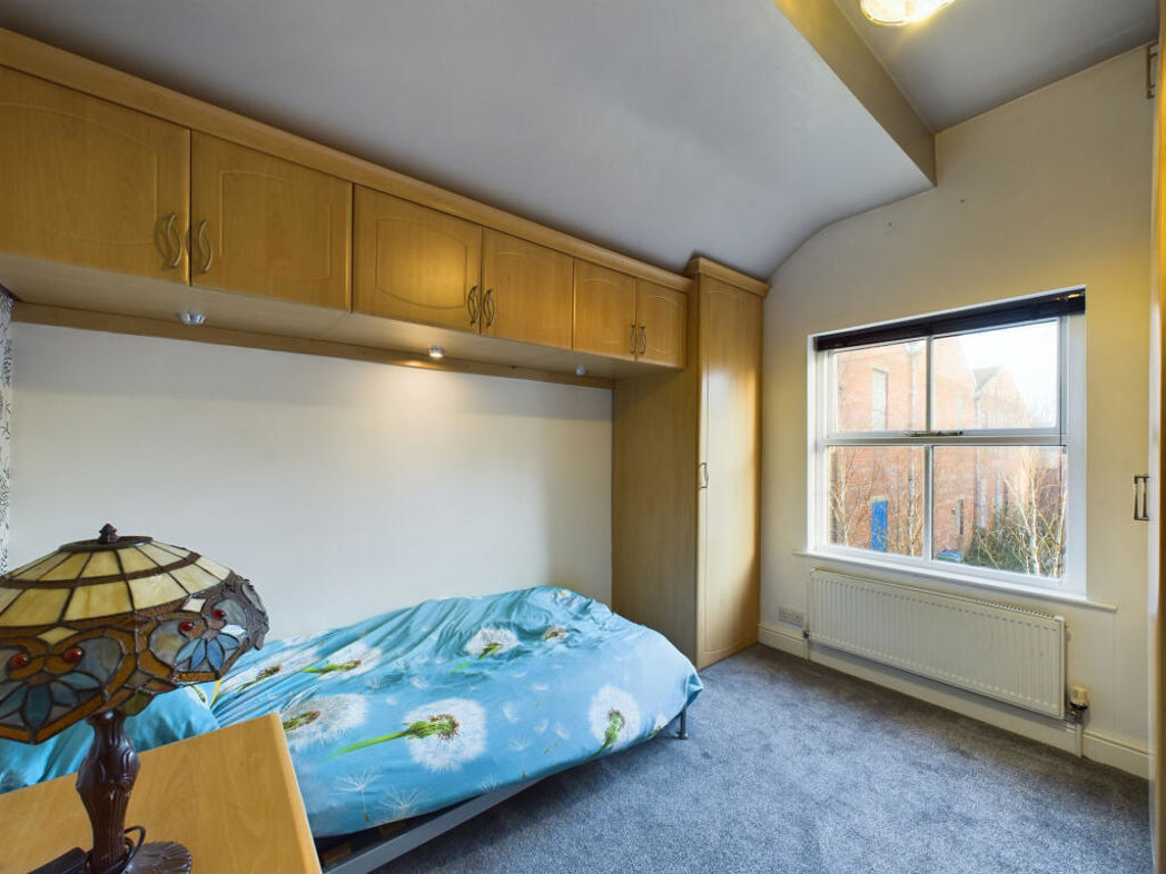Property image 17 of 26