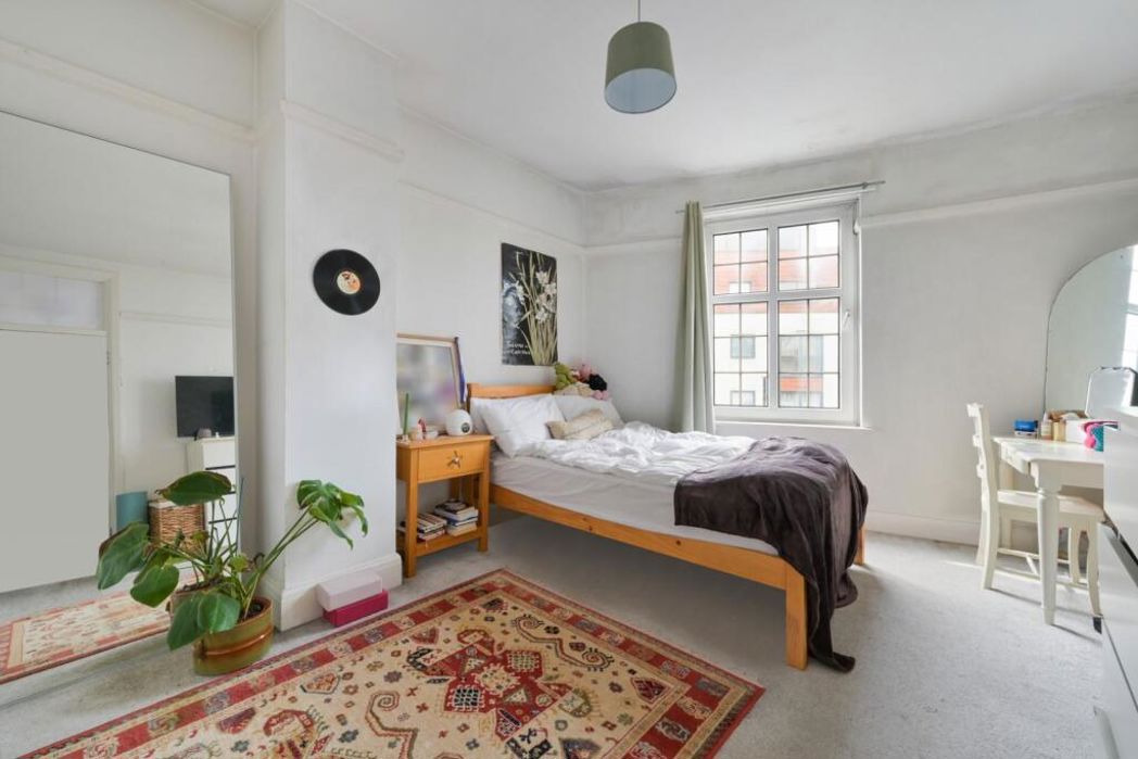Property image 6 of 15
