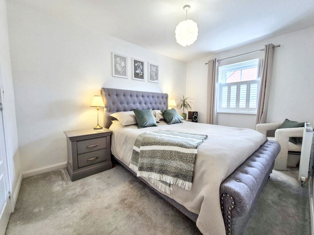 Property image 16 of 25