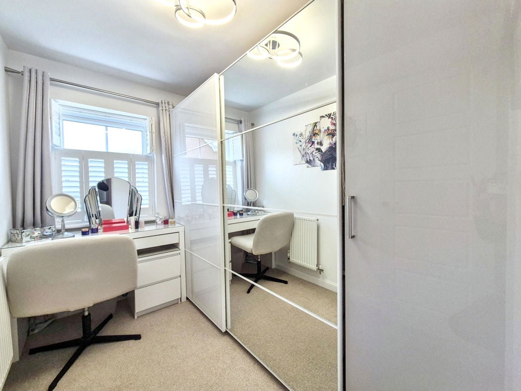 Property image 19 of 25