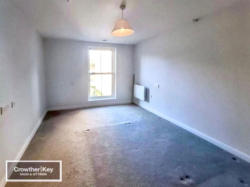 Property image 6 of 12