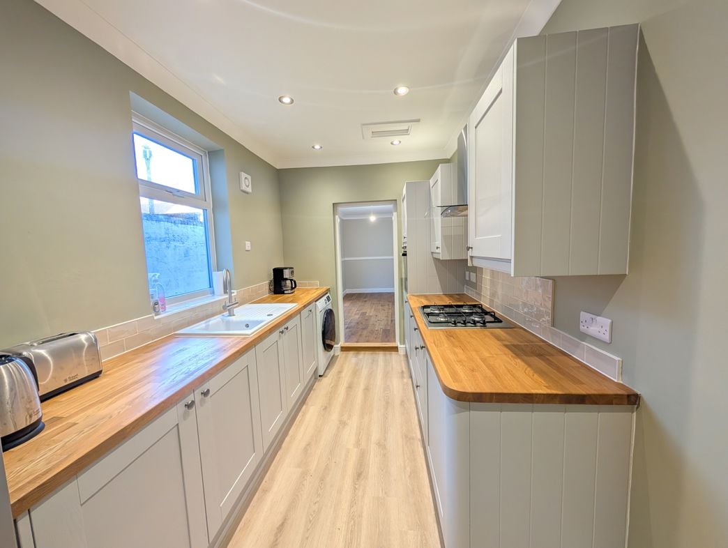 Property image 7 of 14