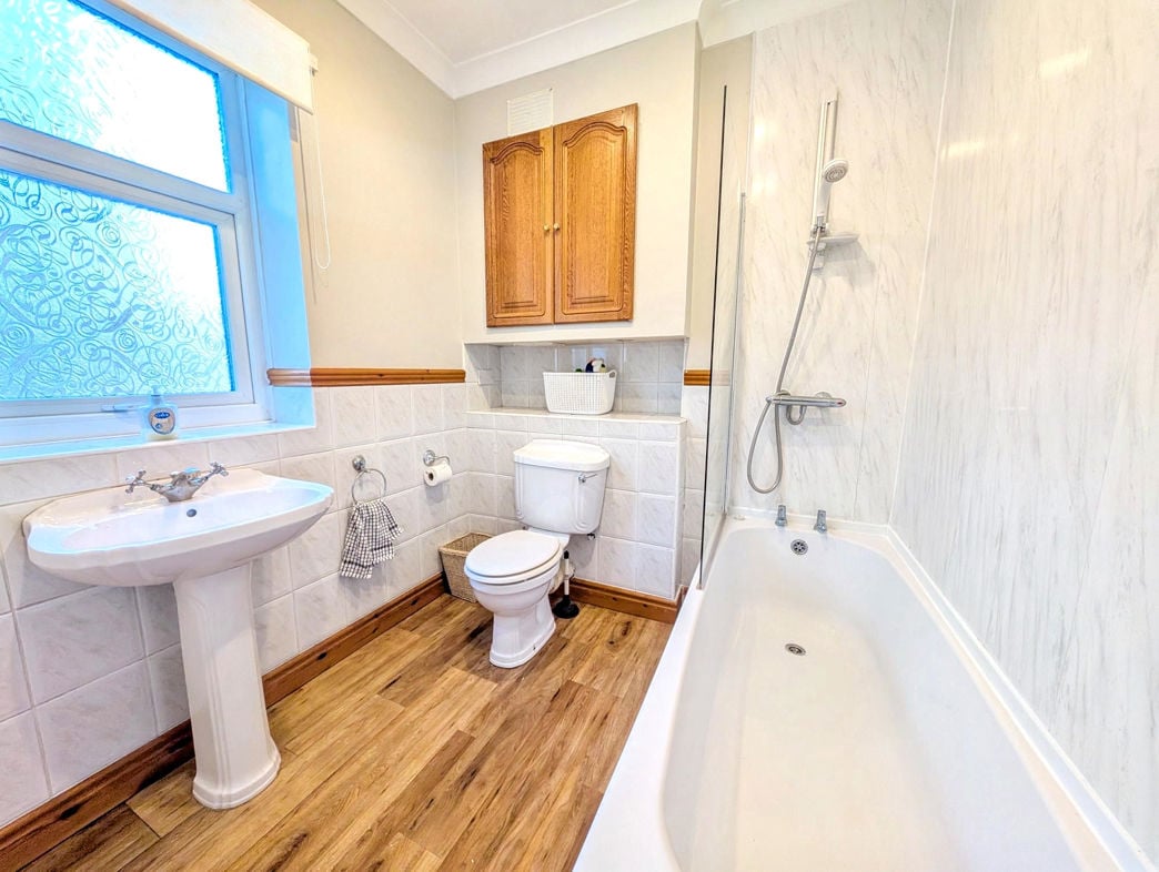 Property image 12 of 14
