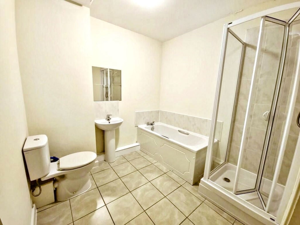 Property image 7 of 8