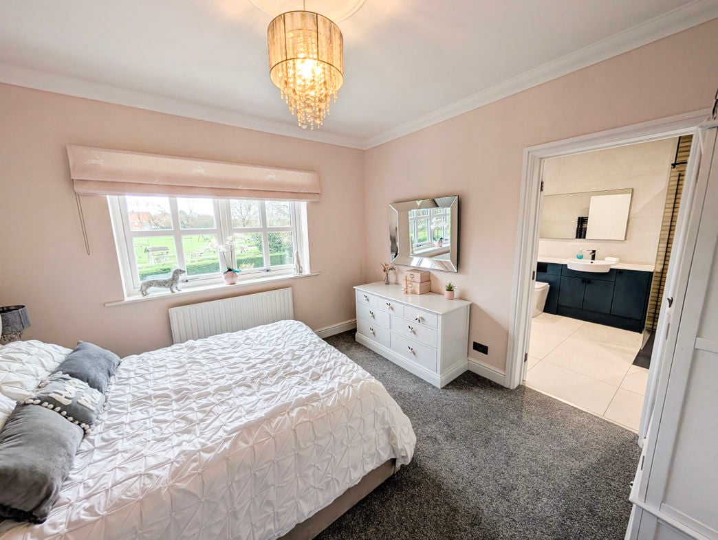 Property image 20 of 25