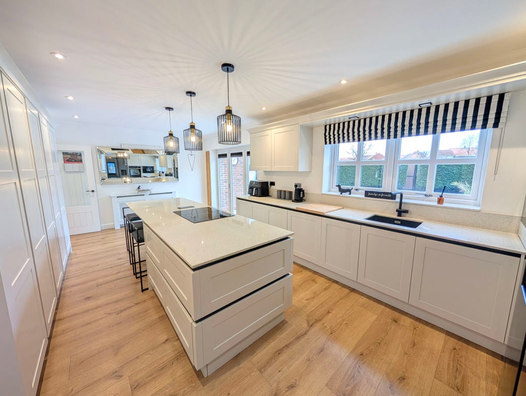 Property image 8 of 25