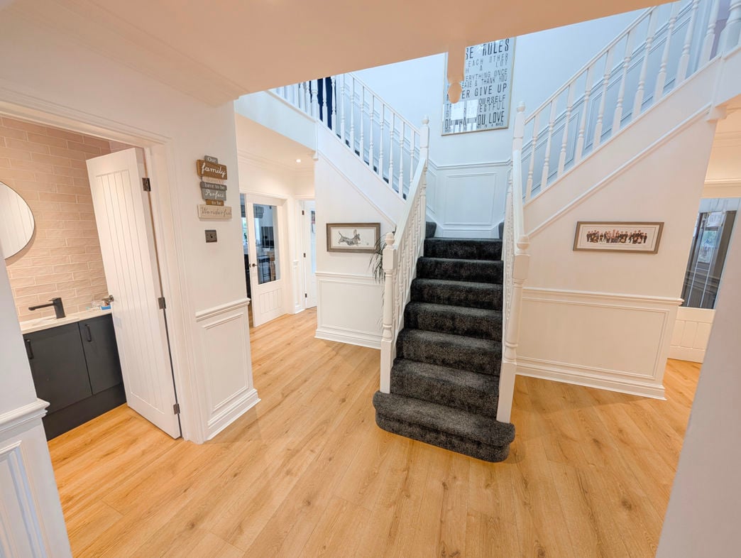Property image 2 of 25