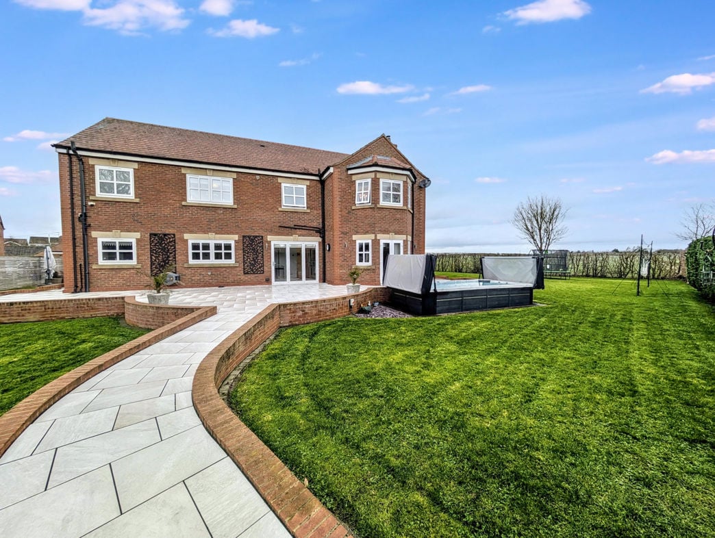 Property image 22 of 25
