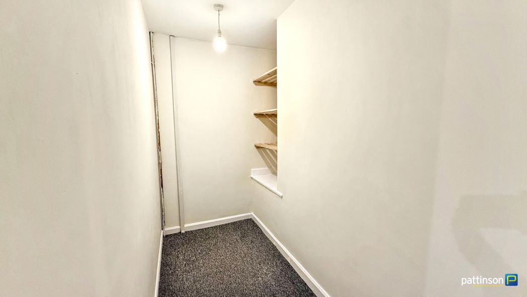 Property image 4 of 17