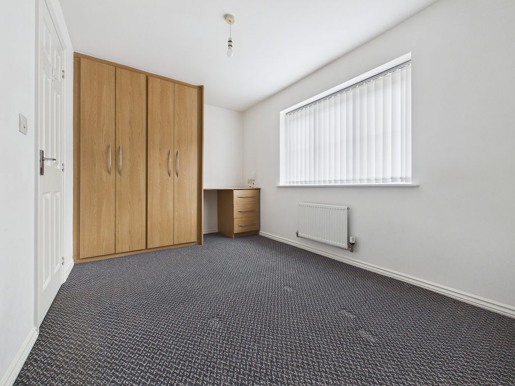 Property image 5 of 8