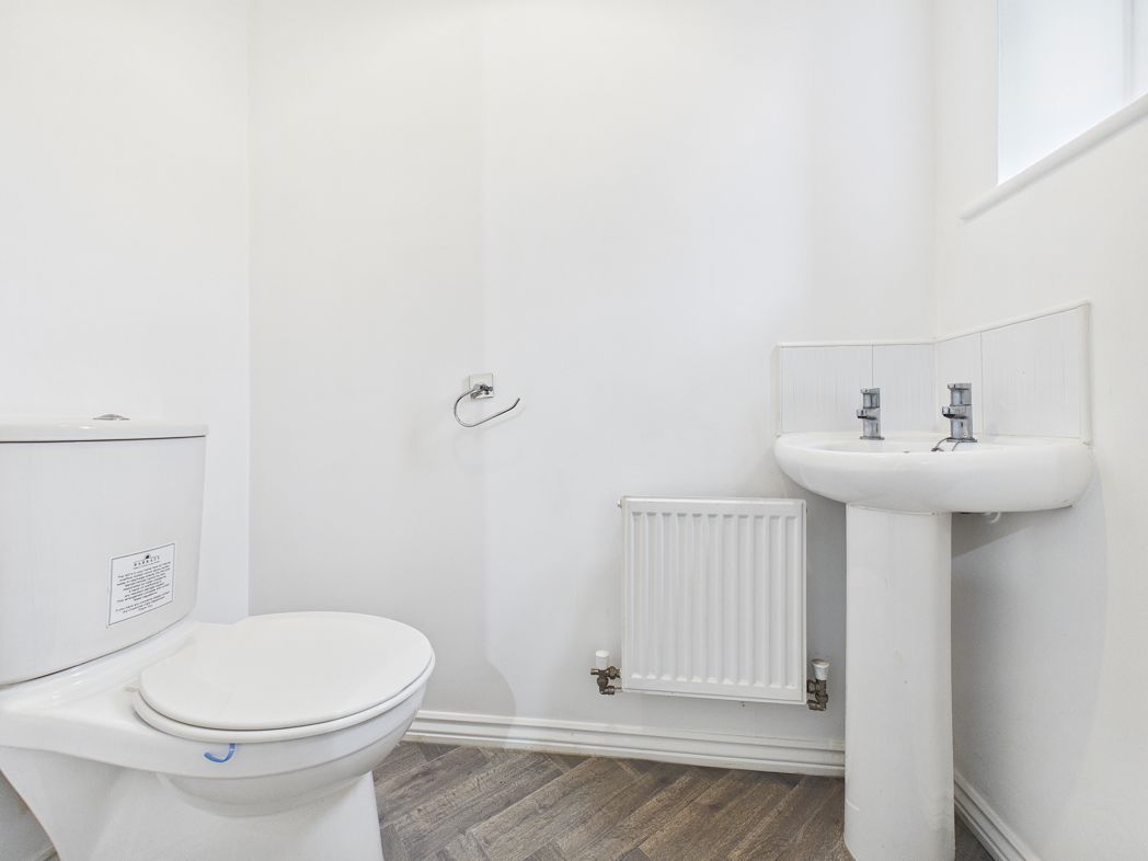 Property image 4 of 8