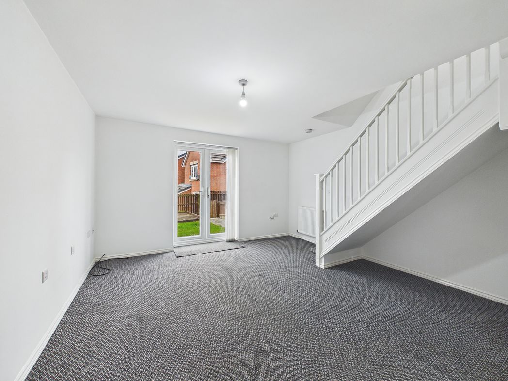 Property image 2 of 8