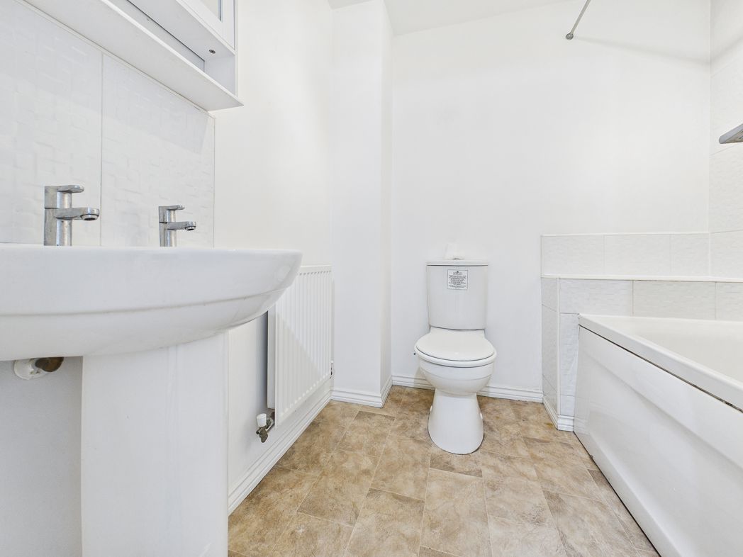Property image 7 of 8