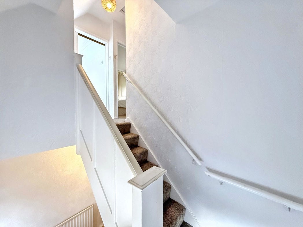 Property image 11 of 18