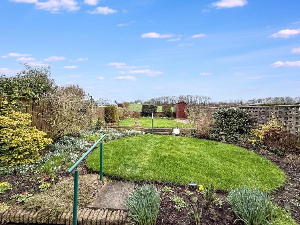 Property image 16 of 18