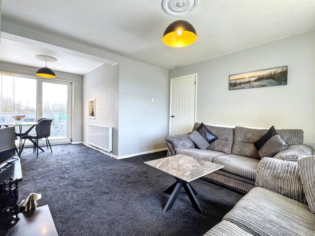 Property image 2 of 28