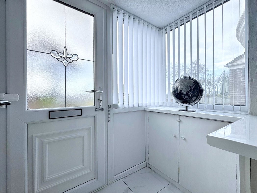Property image 4 of 28