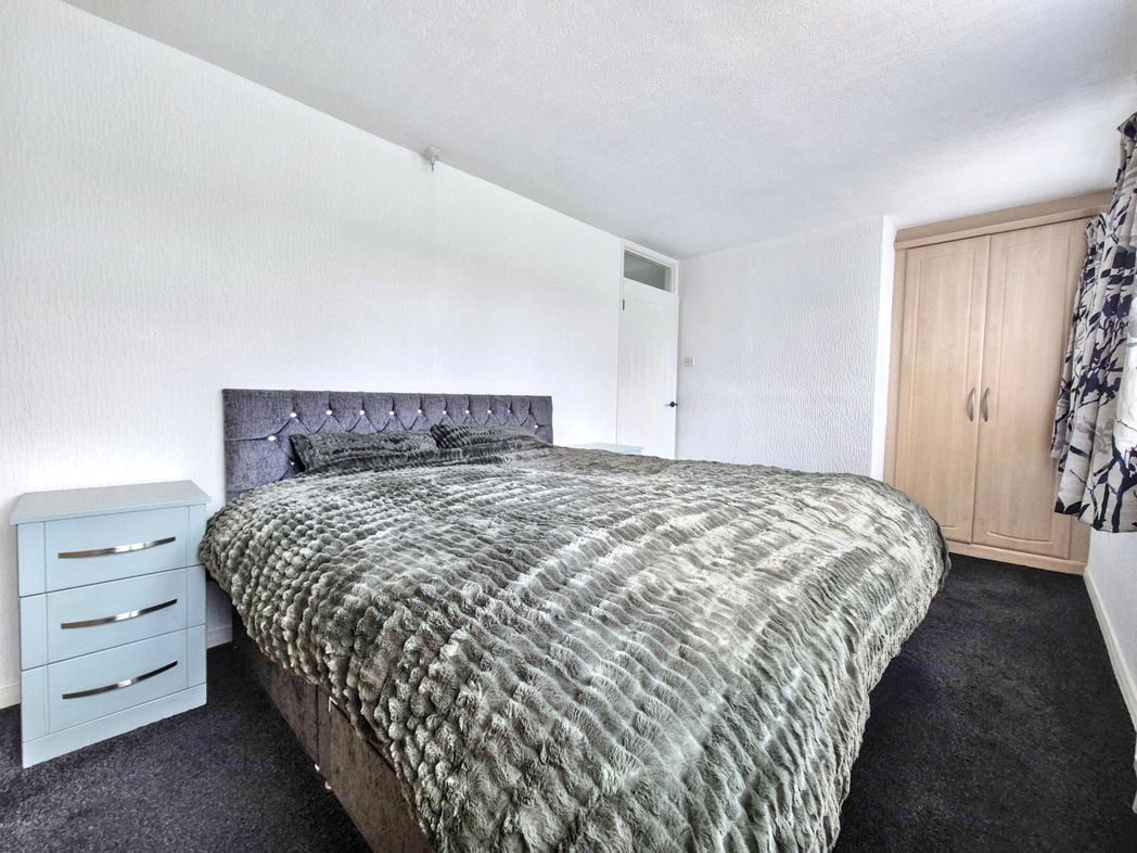 Property image 18 of 28