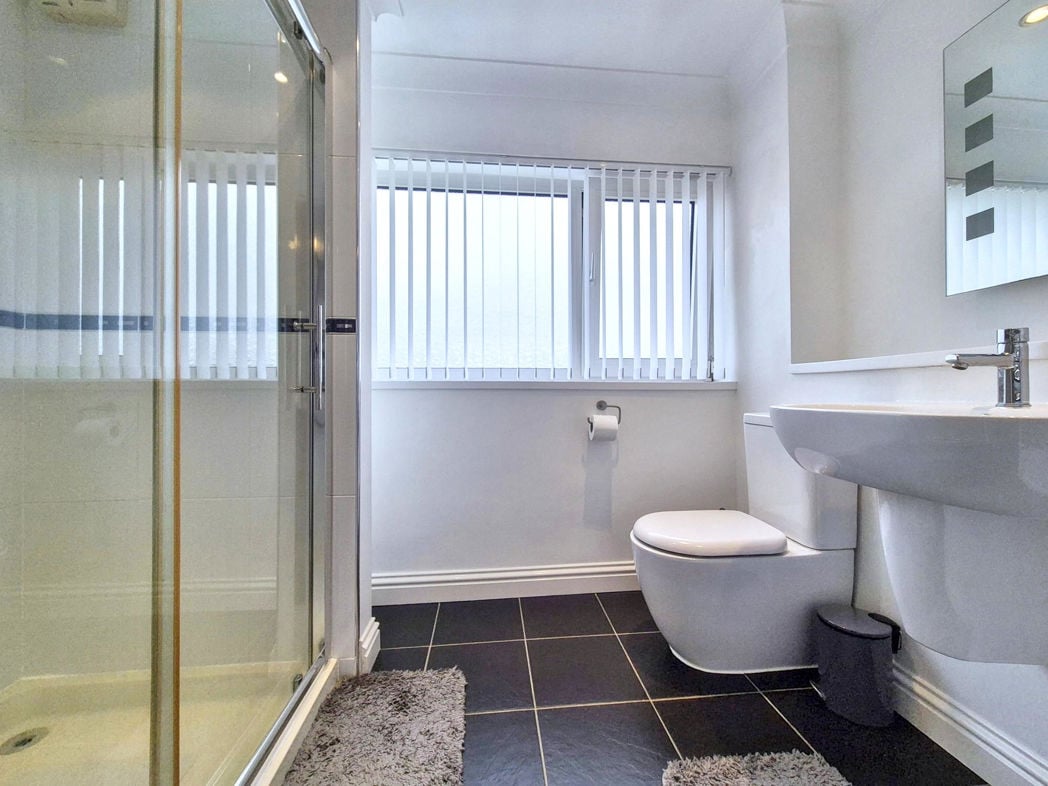 Property image 22 of 28