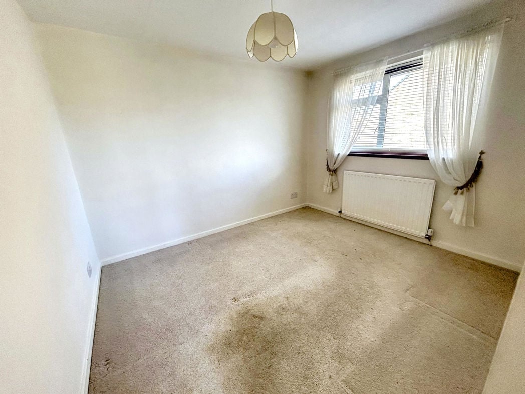 Property image 12 of 16