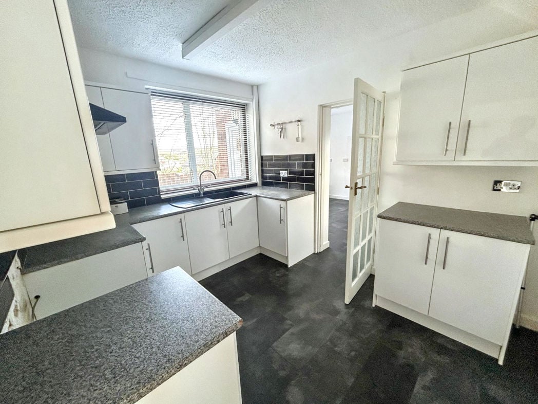 Property image 7 of 16