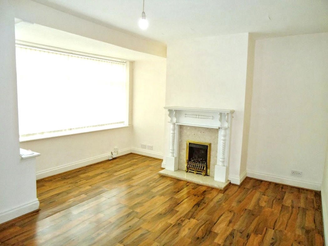 Property image 2 of 14