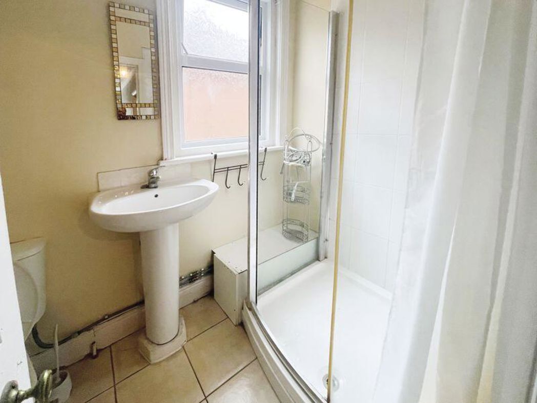Property image 5 of 7