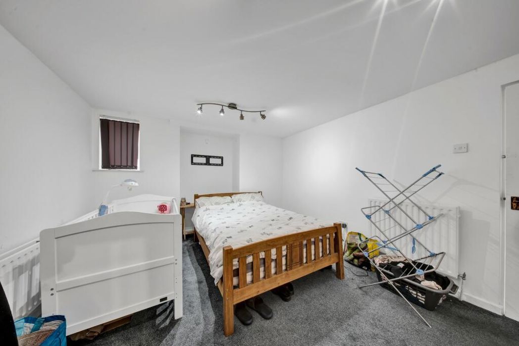 Property image 24 of 41