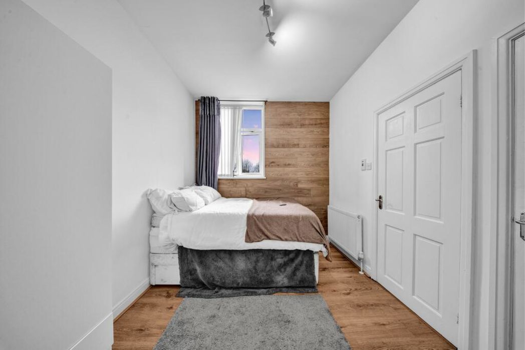 Property image 28 of 41
